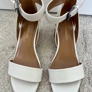 Aerosoles White Shoes -